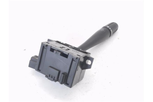 Recambio de mando intermitencia para chrysler voyager (rg) 2.5 crd executive referencia OEM IAM 04685711AB  