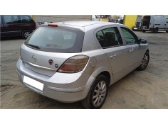 opel astra h berlina del año 2007