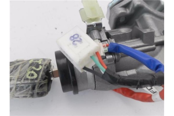 Recambio de clausor para hyundai i30 (fd) 1.6 comfort referencia OEM IAM 819102L000  