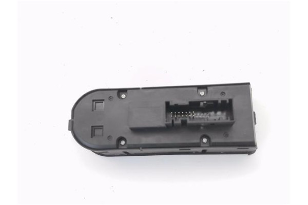 Recambio de mando elevalunas delantero izquierdo para opel astra h berlina 1.8 referencia OEM IAM 13228706  