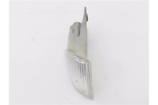 Recambio de intermitente delantero dcho para fiat scudo furgón (220l) 1.9 td referencia OEM IAM 0009406303537  