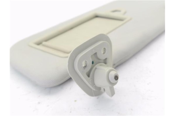 Recambio de parasol derecho para hyundai i10 (pa) 1.2 classic referencia OEM IAM 852200X  