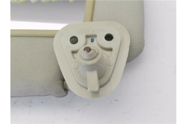 Recambio de parasol izquierdo para hyundai i10 (pa) 1.2 classic referencia OEM IAM 852100 852100X070DU 