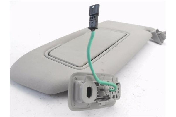 Recambio de parasol derecho para volvo c30 1.6 d referencia OEM IAM 39859780  
