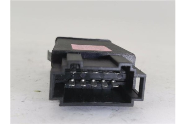 Recambio de interruptor luces emergencia para audi a6 berlina (4b2) 2.8 referencia OEM IAM 4B0941509K  