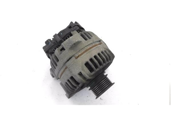 Recambio de alternador para renault clio iii 1.6 16v referencia OEM IAM 8200323137 124425034 