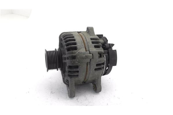 Recambio de alternador para renault clio iii 1.6 16v referencia OEM IAM 8200323137 124425034 