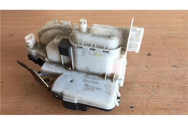 Recambio de cierre electromagnetico delantero derecho para volkswagen golf iii (1h1) 1.6 cl referencia OEM IAM 1H1837016K  