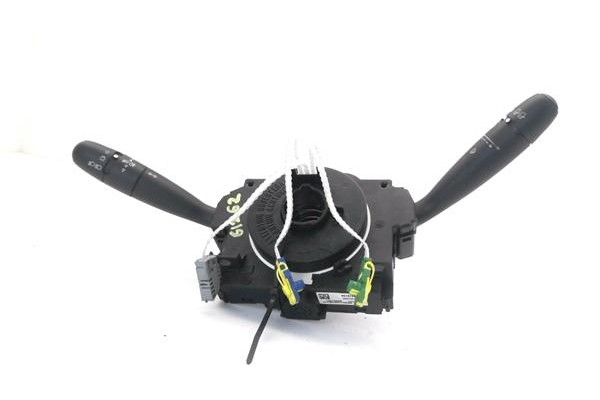 Recambio de mando intermitencia para peugeot 206 1.4 xr referencia OEM IAM 96787362XT  