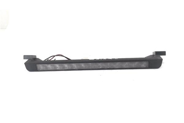 Recambio de luz central de freno para nissan almera tino (v10m) 2.2 di referencia OEM IAM 26590BU000 24420002 