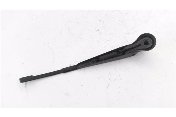 Recambio de brazo limpiaparabrisas trasero para ford fusion (cbk) 1.6 tdci referencia OEM IAM 2S117106AB  