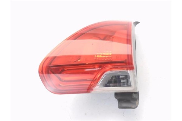 Recambio de piloto porton trasero derecho para peugeot 2008 1.2 access referencia OEM IAM 9678074580  
