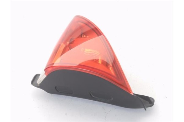 Recambio de piloto porton trasero derecho para peugeot 2008 1.2 access referencia OEM IAM 9678074580  