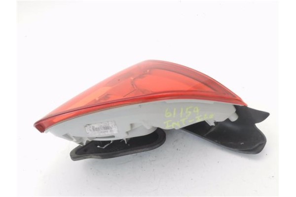 Recambio de piloto porton trasero izquierdo para peugeot 2008 1.2 access referencia OEM IAM 9678074480  