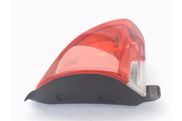Recambio de piloto porton trasero izquierdo para peugeot 2008 1.2 access referencia OEM IAM 9678074480  