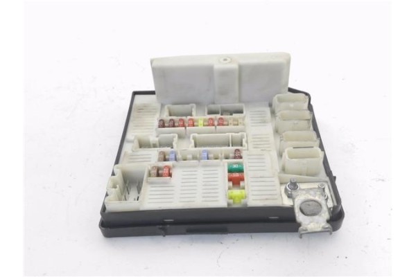 Recambio de caja fusibles/rele para renault megane ii (bm0/1_, cm0/1_) 1.6 16v (bm0c, cm0c) referencia OEM IAM 8200481867G  