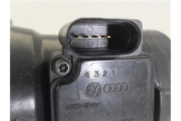 Recambio de caudalimetro para audi a6 berlina (4b2) 2.8 referencia OEM IAM 078133471E  