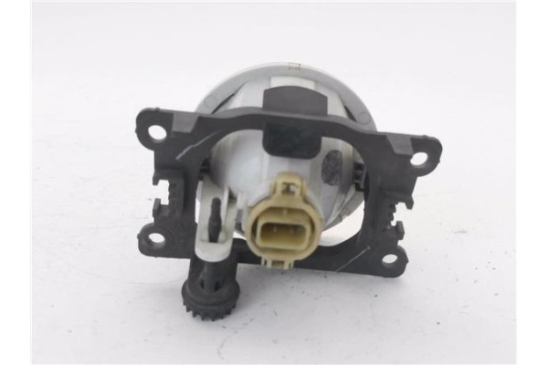 Recambio de faro antiniebla derecho para peugeot 2008 1.2 access referencia OEM IAM A046192  