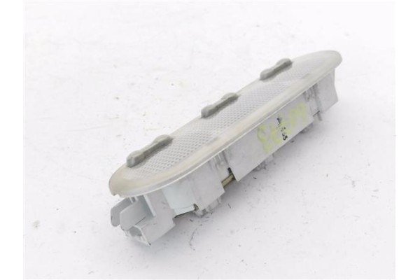 Recambio de luz delantero central techo para nissan nv200 furgón 1.5 dci referencia OEM IAM 8200073254  