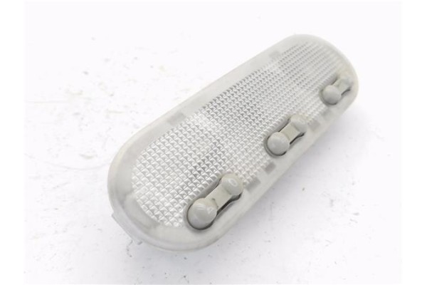 Recambio de luz delantero central techo para nissan nv200 furgón 1.5 dci referencia OEM IAM 8200073254  
