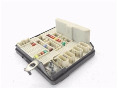 Recambio de caja fusibles/rele para renault kangoo ii (f/kw0) 1.5 expression profesional referencia OEM IAM 8201044237B  