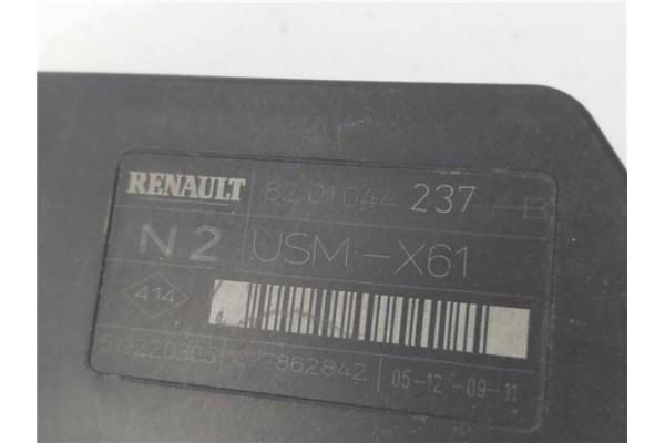 Recambio de caja fusibles/rele para renault kangoo ii (f/kw0) 1.5 expression profesional referencia OEM IAM 8201044237B  