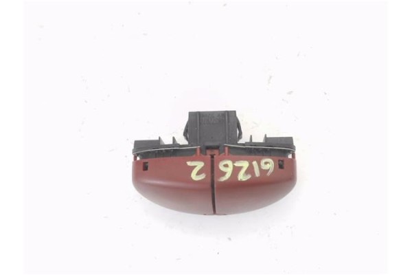 Recambio de interruptor luces emergencia para peugeot 206 1.4 xr referencia OEM IAM 40377877  