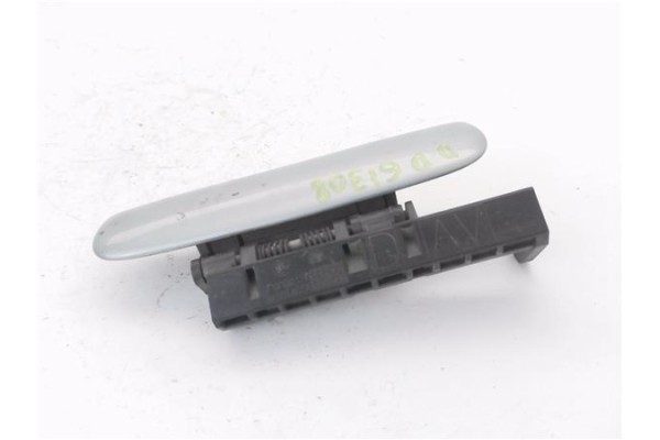 Recambio de maneta exterior delantero derecha para citroen xsara berlina 2.0 16v referencia OEM IAM 96334568  