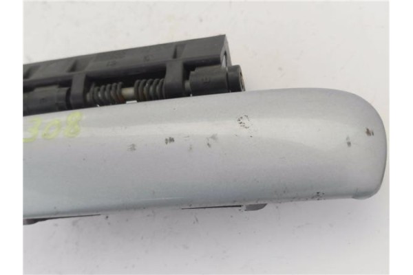 Recambio de maneta exterior delantero derecha para citroen xsara berlina 2.0 16v referencia OEM IAM 96334568  