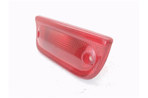 Recambio de luz central de freno para nissan nv200 furgón 1.5 dci referencia OEM IAM 23850100  