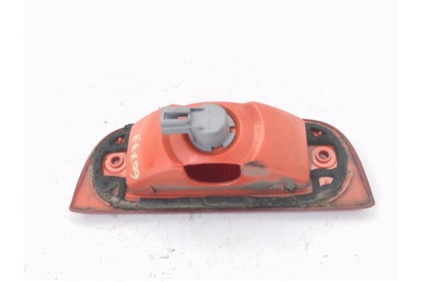 Recambio de luz central de freno para nissan nv200 furgón 1.5 dci referencia OEM IAM 23850100  