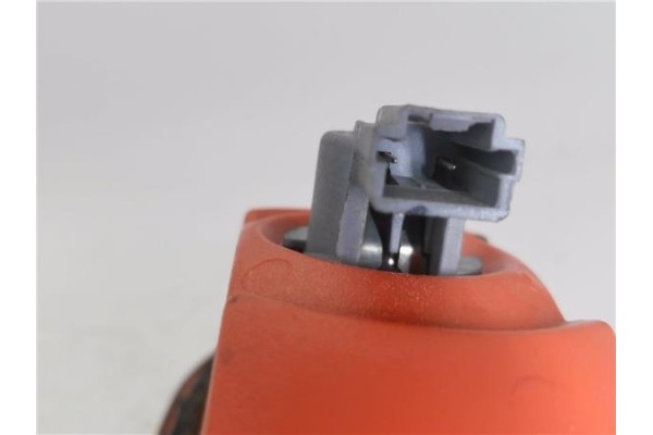 Recambio de luz central de freno para nissan nv200 furgón 1.5 dci referencia OEM IAM 23850100  
