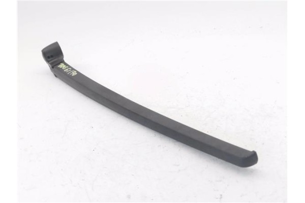 Recambio de brazo limpiaparabrisas trasero para audi a3 (8p1) 2.0 tdi 16v referencia OEM IAM 8E9955407C  