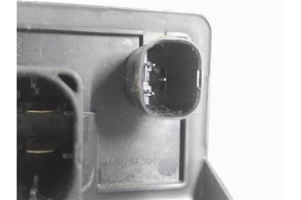 Recambio de caja precalentamiento para mercedes-benz clase e (bm 210) berlina 2.7 270 cdi (210.016) referencia OEM IAM 028545403