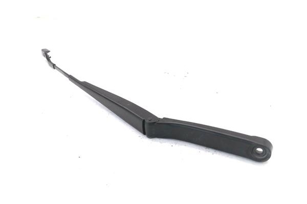 Recambio de brazo limpiaparabrisas delantero izquierdo para seat ateca (khp) 1.5 style referencia OEM IAM 576955409A  