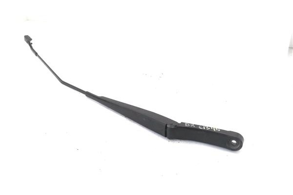 Recambio de brazo limpiaparabrisas delantero derecho para seat ateca (khp) 1.5 style referencia OEM IAM 576955410B  