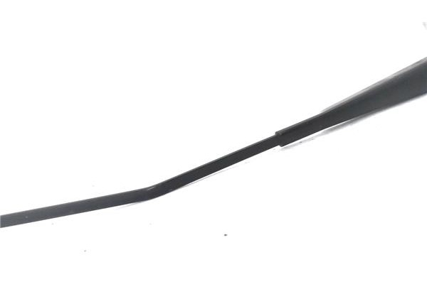 Recambio de brazo limpiaparabrisas delantero derecho para seat ateca (khp) 1.5 style referencia OEM IAM 576955410B  