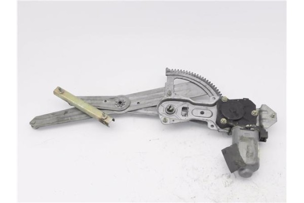 Recambio de elevalunas electrico delantero derecho para peugeot 205 ii (20a/c) 1.8 diesel referencia OEM IAM 660235  
