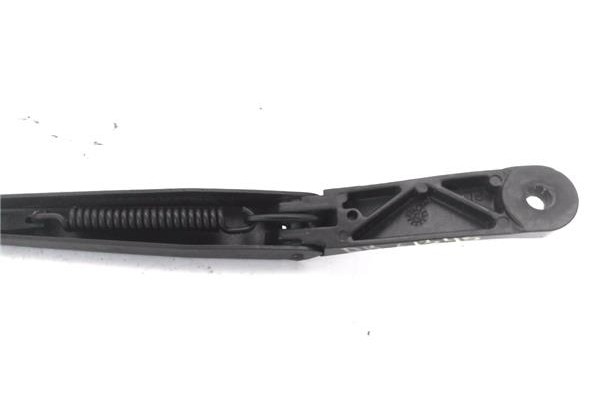 Recambio de brazo limpiaparabrisas delantero derecho para seat ateca (khp) 1.5 style referencia OEM IAM 576955410B  