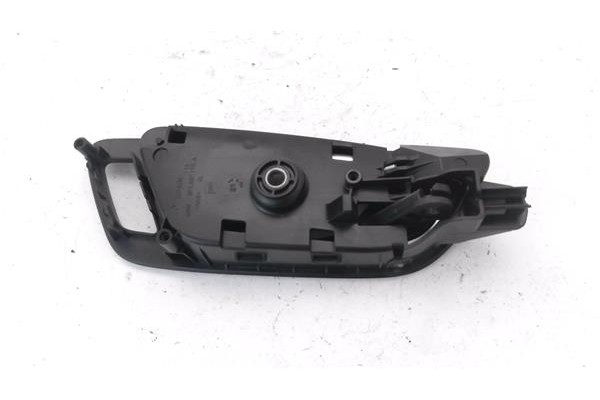 Recambio de manilla int. puerta delantero izquierda para seat ateca (khp) 1.5 style referencia OEM IAM 5F1837113A  