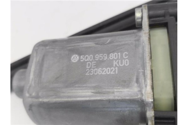 Recambio de mecanismo elevalunas delantero izquierdo para seat ateca (khp) 1.5 style referencia OEM IAM 5Q0959801C  