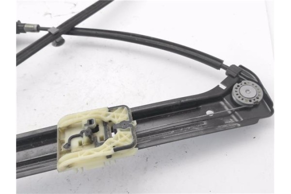 Recambio de mecanismo elevalunas delantero izquierdo para seat ateca (khp) 1.5 style referencia OEM IAM 5Q0959801C  
