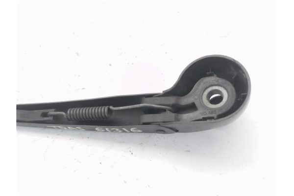 Recambio de brazo limpiaparabrisas trasero para volkswagen golf iv berlina (1j1) 1.6 referencia OEM IAM 1J6955707A  