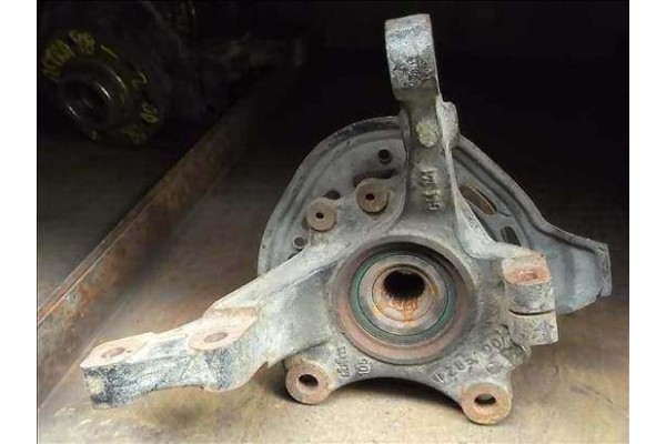Recambio de mangueta delantero derecha para opel corsa c 1.2 referencia OEM IAM   