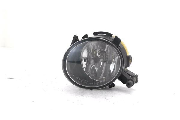 Recambio de faro antiniebla derecho para seat altea xl (5p5) 1.6 tdi referencia OEM IAM 16860802R  