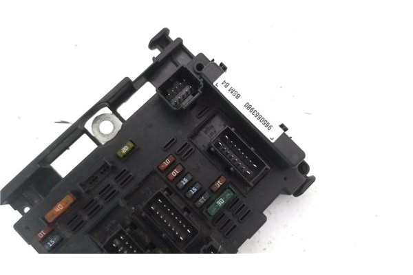Recambio de caja fusibles/rele para citroen xsara berlina 2.0 16v referencia OEM IAM 9650663980  
