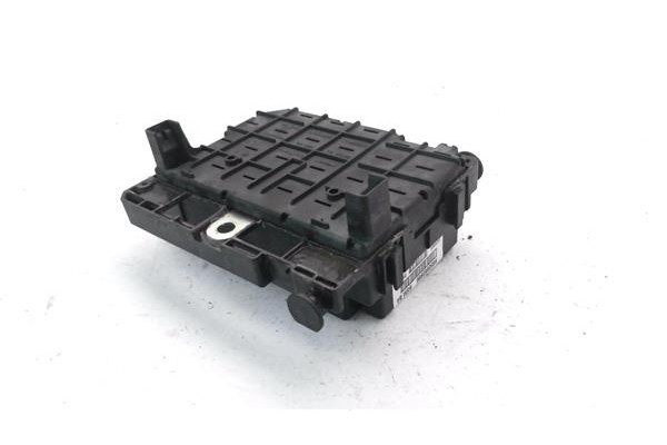 Recambio de caja fusibles/rele para citroen xsara berlina 2.0 16v referencia OEM IAM 9650663980  