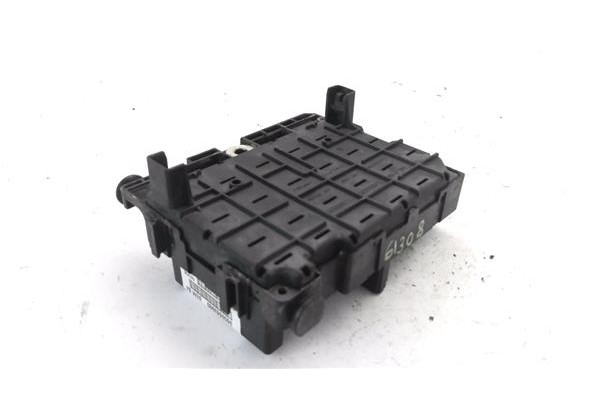 Recambio de caja fusibles/rele para citroen xsara berlina 2.0 16v referencia OEM IAM 9650663980  