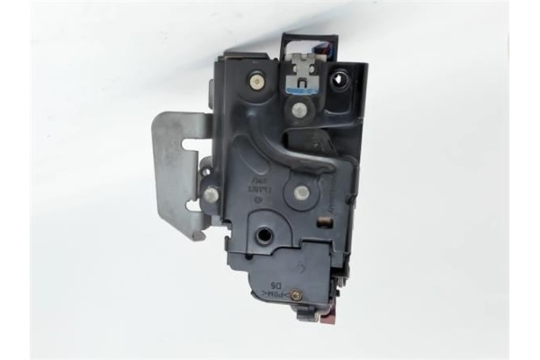 Recambio de cierre electromagnetico delantero derecho para audi a3 (8p1) 2.0 fsi ambiente referencia OEM IAM 4E1837016  