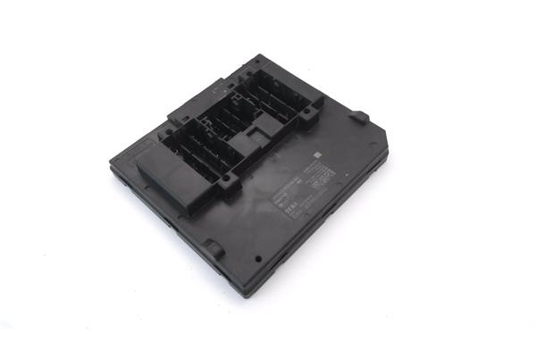 Recambio de módulo electrónico para seat ateca (khp) 1.5 style referencia OEM IAM 5Q0937084DE A3C00412806 